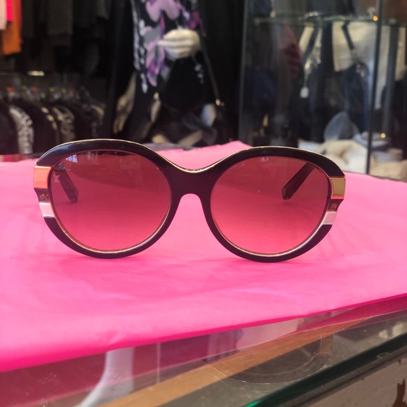 Vintage Versace sunglasses - Picture 6 of 8